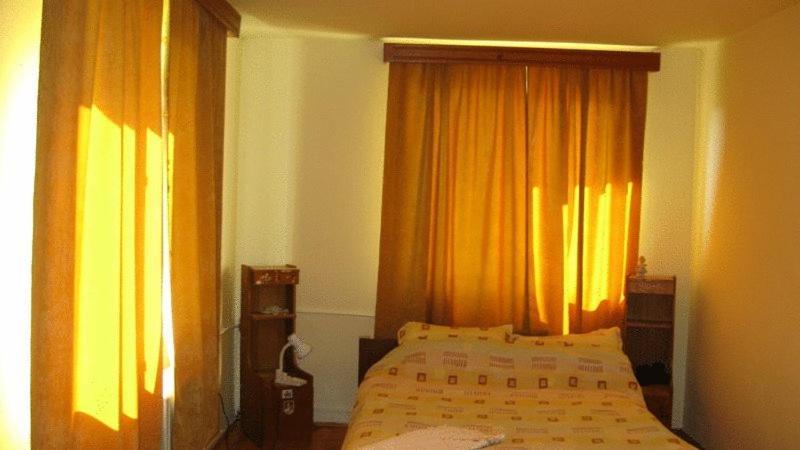 Lary Hostel Suceava Eksteriør billede