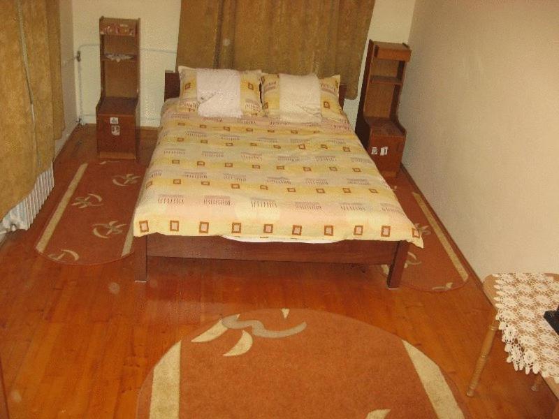 Lary Hostel Suceava Eksteriør billede